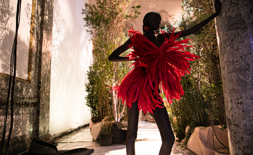 Η νέα couture συλλογή της Σίλιας Κριθαριώτη με έμπνευση από την Αφρική - Διάσημες παρουσίες στο Παρίσι