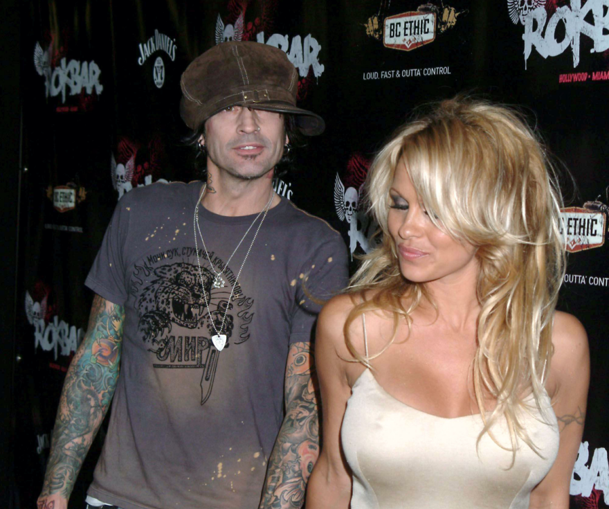 Πάμελα Άντερσον: Είχε όνειρο ζωής να γίνει... καλόγρια