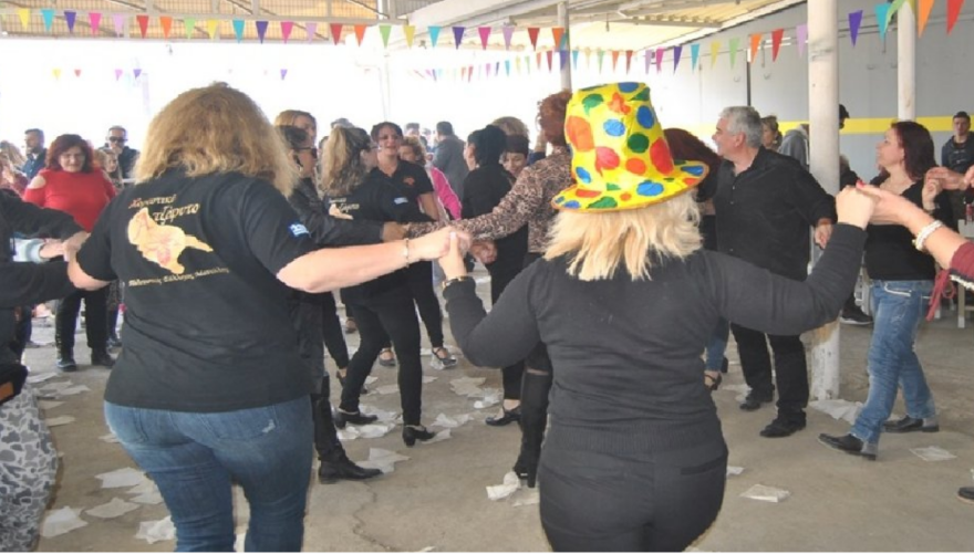 Τσικνοπέμπτη: Ποια είναι τα έθιμα στην Ελλάδα - Έτοιμοι οι Ζακυνθινοί για τις «μπαγόρδες»