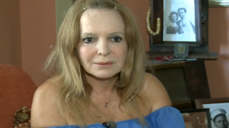 Γιούλη Ζήκου: «Xτύπησε την πόρτα στο δωμάτιο, όρμησε μέσα και με έριξε πάνω στο κρεβάτι»