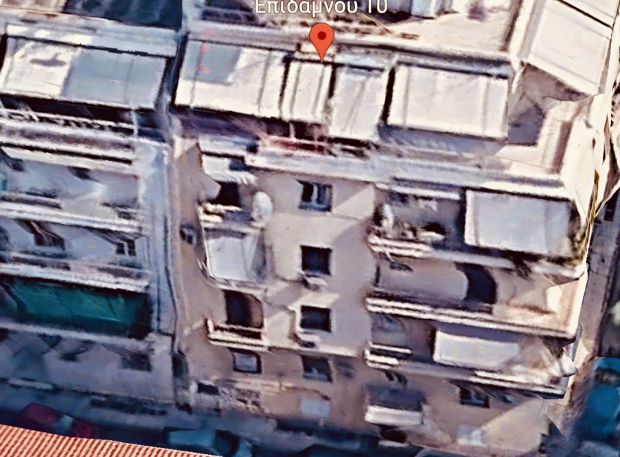 «Μεσίτρια», πρώην σύζυγος στρατιωτικού,  υπενοικίαζε παράνομα διαμέρισμα σε 10 Πακιστανούς