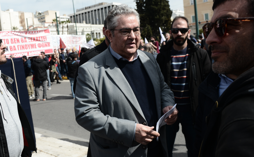 Πανελλαδικές συγκεντρώσεις για τα Τέμπη: 15.000 άτομα διαδήλωσαν στο Σύνταγμα για τα Τέμπη