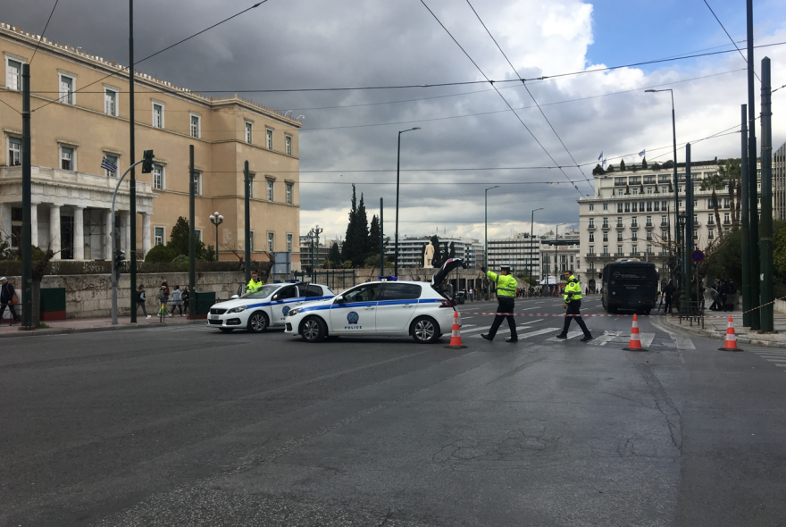 Απεργία σήμερα: Μαζική διαμαρτυρία και επεισόδια στο κέντρο της Αθήνας για τα Τέμπη - Ποιοι απεργούν σήμερα