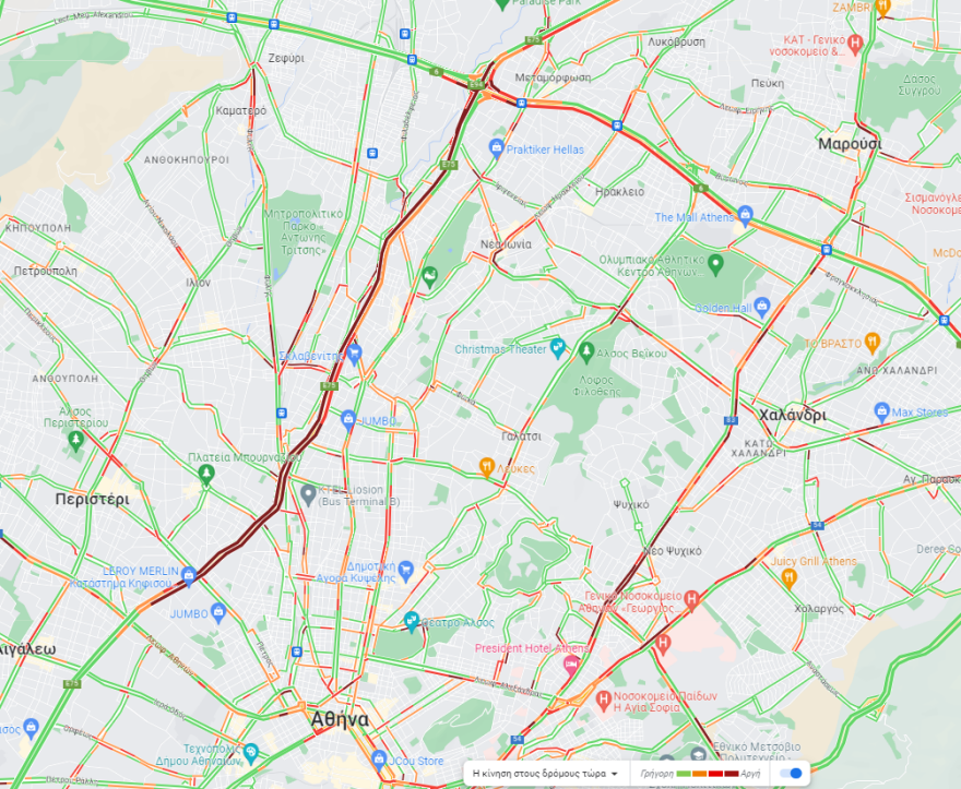 Κίνηση στους δρόμους: Τροχαίο στον Κηφισό στο ύψος των ΚΤΕΛ - Φορτηγό συγκρούστηκε με μοτοσικλέτα