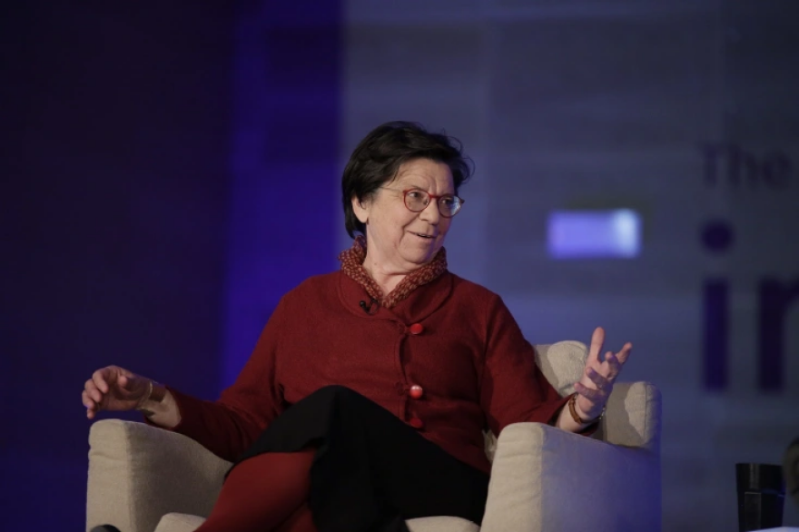 Η ιστορικός Μαρία Ευθυμίου και ο φιλόσοφος Στέλιος Ράμφος συνομιλούν για την τεχνολογία και τους «Αϊνστάιν» της ελληνικής οικογένειας