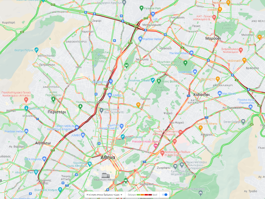Κίνηση στους δρόμους: Μετ' εμποδίων η κυκλοφορία στον Κηφισό - Πού αλλού έχει προβλήματα