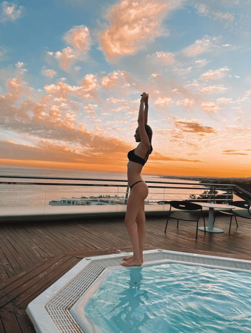 Εντυπωσιάζει το κορμί της συντρόφου του Μοράτα λίγους μήνες μετά την γέννηση του 4ου παιδιού τους - Δείτε φωτογραφίες