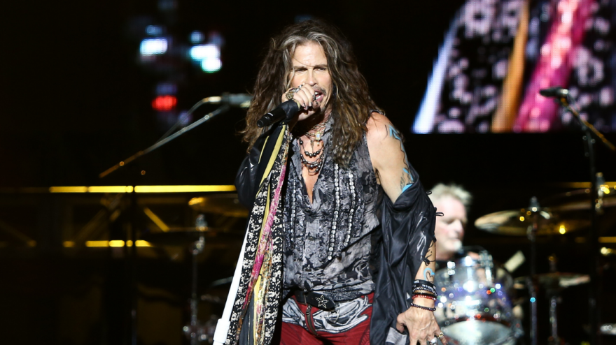 Στίβεν Τάιλερ: Απαντά στις κατηγορίες για σεξουαλική κακοποίηση ανήλικης - «Ήταν συναινετικό»