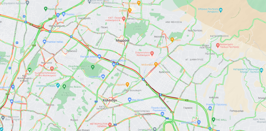 Κίνηση στους δρόμους: «Κύμα» εξόδου για το Πάσχα - Κίνηση στις εθνικές οδούς, καθυστερήσεις στο «Ελ. Βενιζέλος»