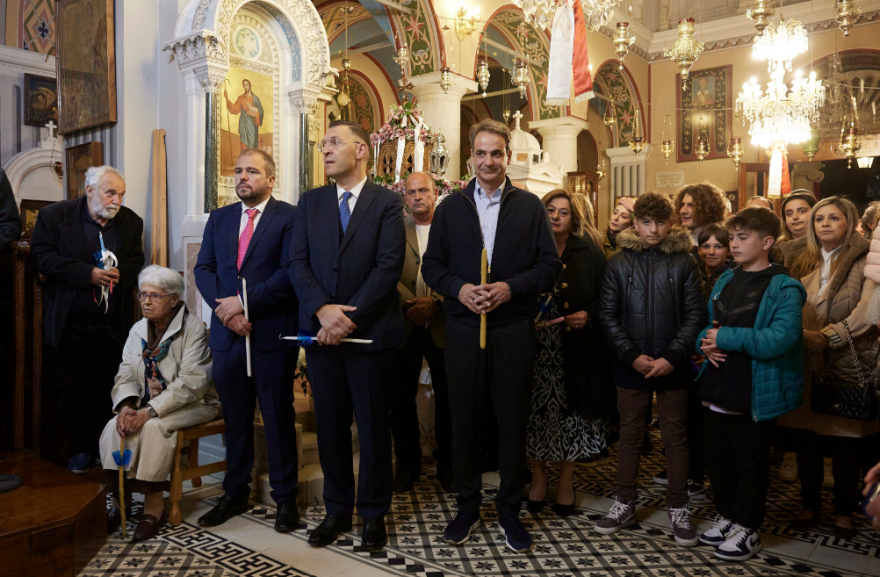 Κυριάκος Μητσοτάκης: Ήρθε η ώρα να ασχοληθούμε με το αρνί και το κοκορέτσι, χρόνια πολλά (βίντεο)