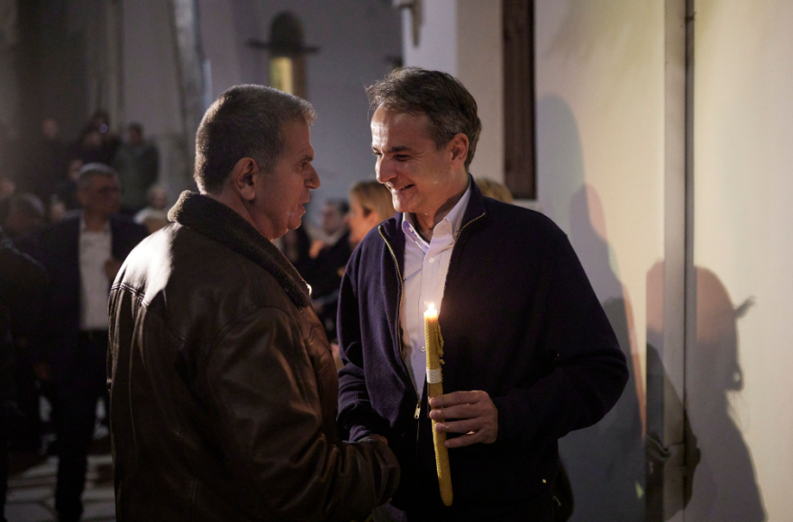 Κυριάκος Μητσοτάκης: Ήρθε η ώρα να ασχοληθούμε με το αρνί και το κοκορέτσι, χρόνια πολλά (βίντεο)