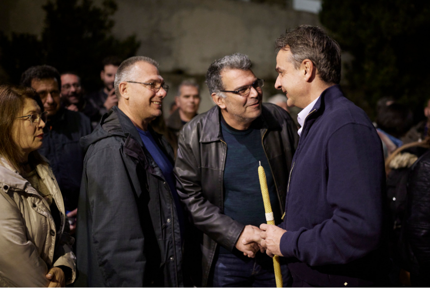 Κυριάκος Μητσοτάκης: Ήρθε η ώρα να ασχοληθούμε με το αρνί και το κοκορέτσι, χρόνια πολλά (βίντεο)