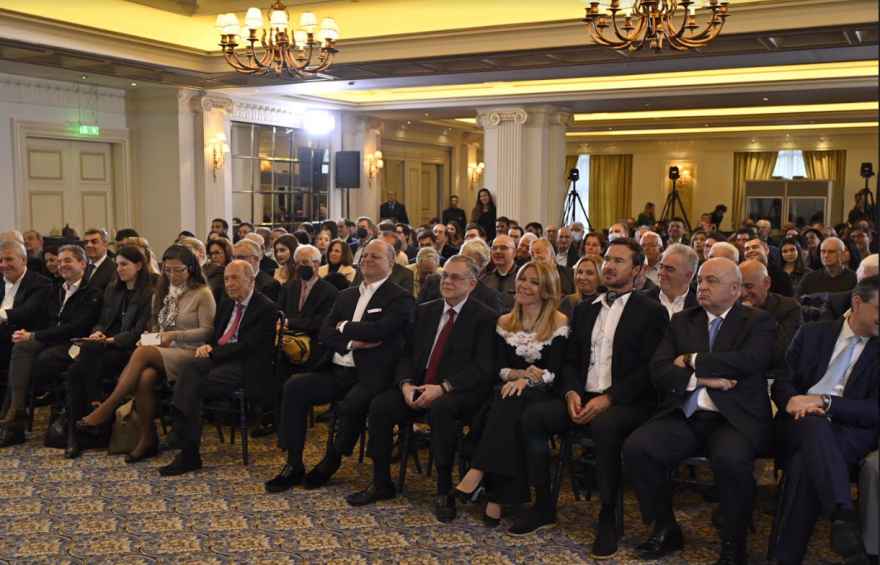 Τσαρλς Νταλάρα: Αν είχε χρεοκοπήσει η Ελλάδα θα κατέρρεε το σύνολο της ευρωζώνης