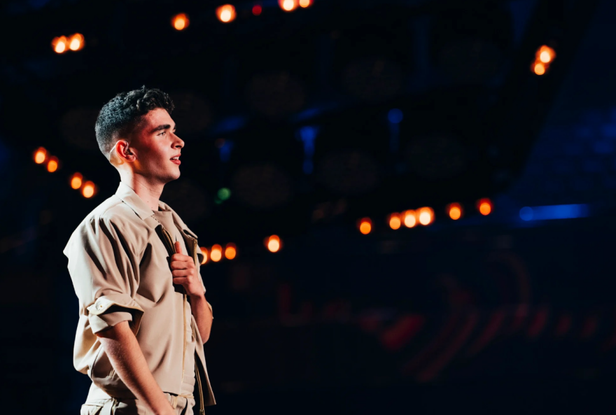 Η Eurovision των αντιδράσεων, τα σποτ της «πλάκας» και ο τυφώνας Μαρκουλάκης