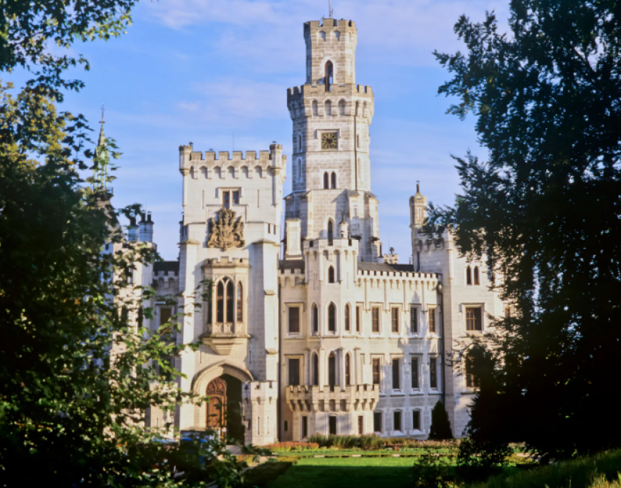 CNN: Τα πιο παραμυθένια μέρη για γάμους στον κόσμο - Από πύργους μέχρι ροζ παλάτια