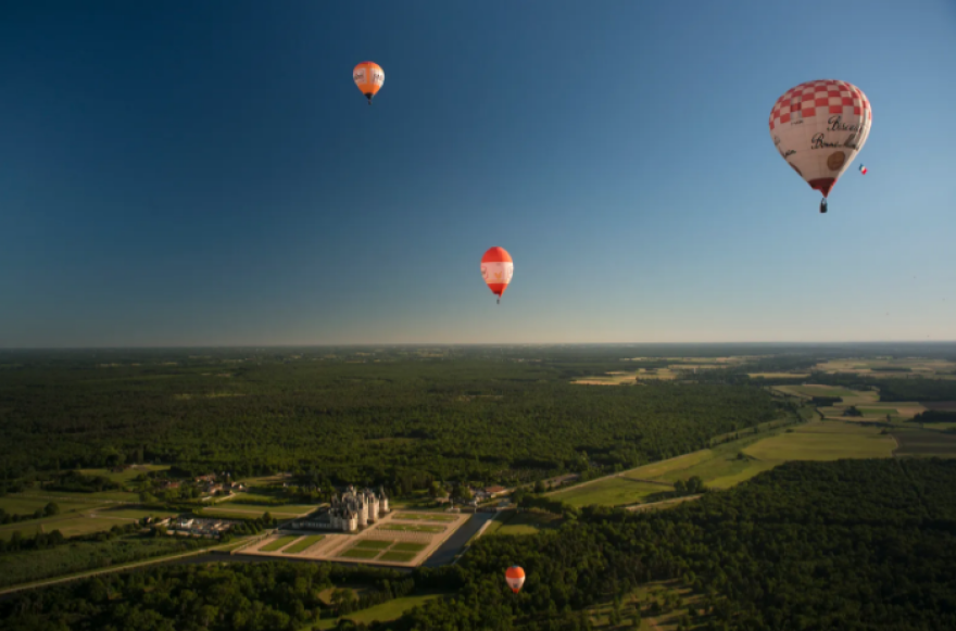 CNN: Τα πιο παραμυθένια μέρη για γάμους στον κόσμο - Από πύργους μέχρι ροζ παλάτια