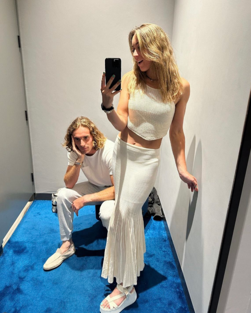 Στέφανος Τσιτσιπάς και Πάουλα Μπαντόσα ζουν τον έρωτα τους στο Ντουμπάι - Δείτε φωτογραφίες και βίντεο 