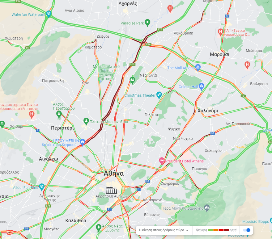 Κίνηση στους δρόμους: Μποτιλιάρισμα σε Κηφισό, Μεσογείων, Κηφισίας - Πού υπάρχουν προβλήματα