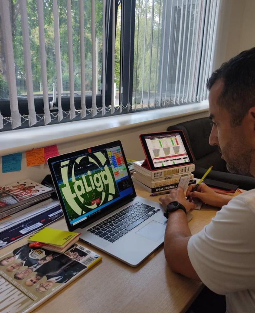 Ντιέγκο Μαρτίνεθ: Στα 42 του στον πάγκο του Ολυμπιακού - Η Σεβίλλη, η Γρανάδα και η λατρεία για τον Γκουαρδιόλα