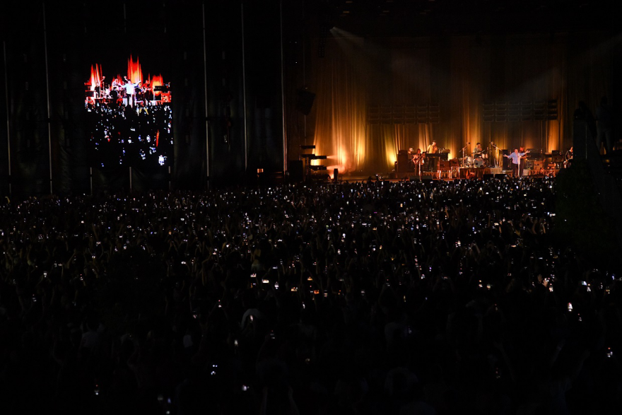 Οι Arctic Monkeys (ξανα)μάγεψαν την Αθήνα 