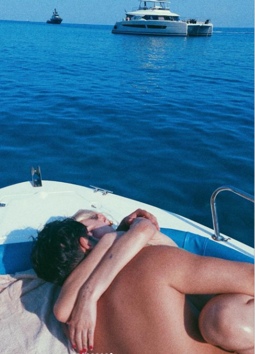 Γαρυφαλλιά Καληφώνη: Το βίντεο από τις διακοπές με τον Χρήστο Μάστορα