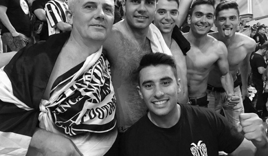 ΠΑΟΚ: Τύπωσε φανέλες με τα ονόματα των πιλότων του Canadair