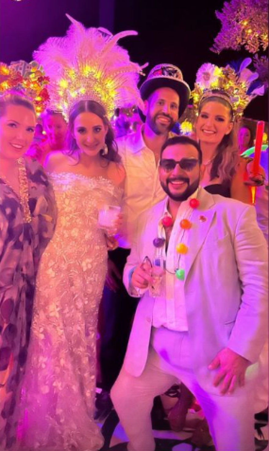 Πόρος: «Βούλιαξε» το νησί για τον γάμο του επιχειρηματία Σπύρου Σκληρού με την Ιφιγένεια Μαυροκορδάτου