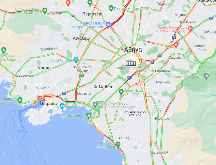 Κίνηση στους δρόμους: Μετ' εμποδίων η κίνηση σε Κηφισό και Πειραιά