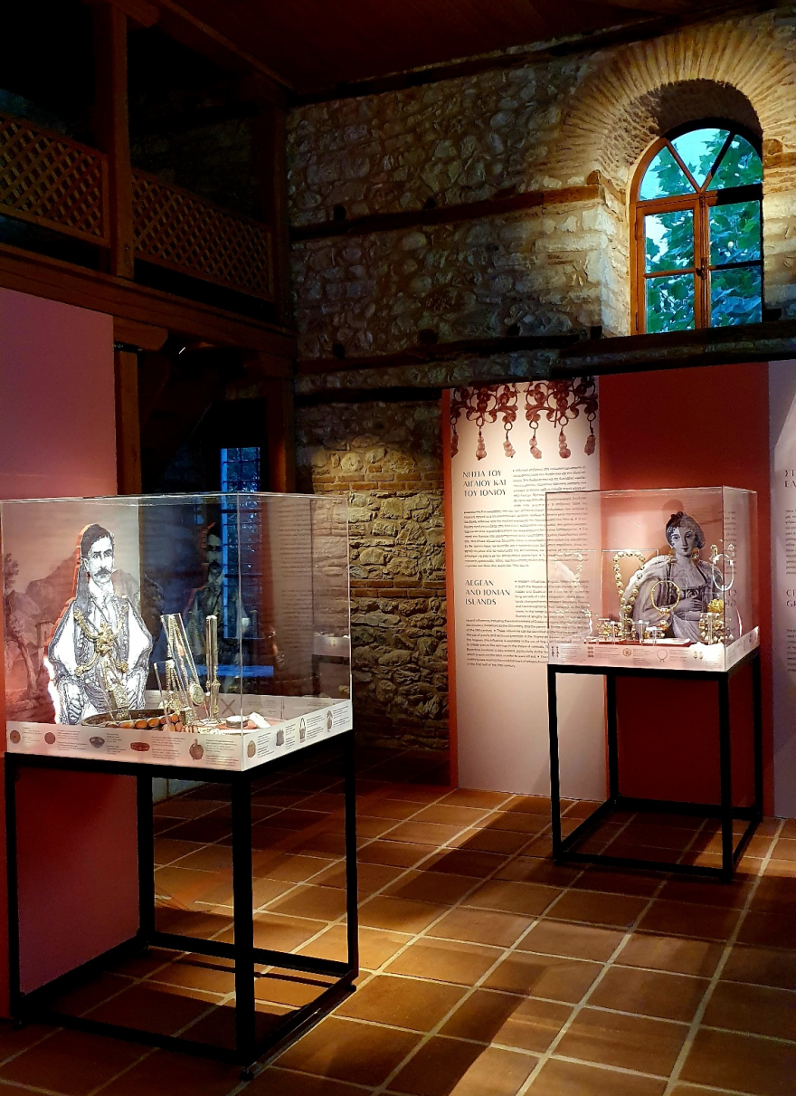 Δράμα: Αφιερωμένη στην ιστορία του κοσμήματος η νέα έκθεση του μουσείου Μπενάκη