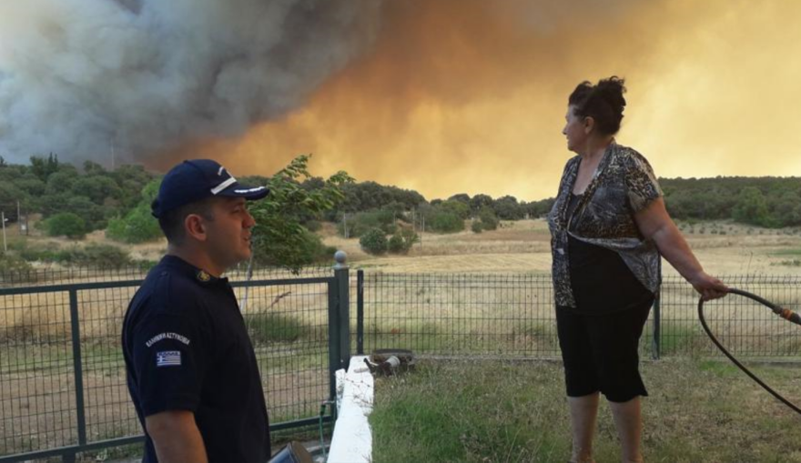 Φωτιά στην Αλεξανδρούπολη: Ανεξέλεγκτο το μέτωπο - Ενισχύθηκαν ξανά οι άνεμοι
