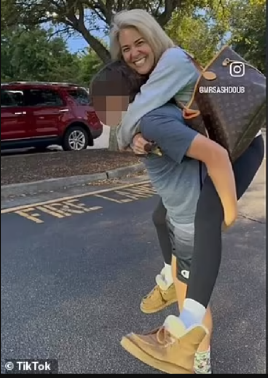 ΗΠΑ: Η 38χρονη που συνελήφθη για βιασμό 15χρονων διδύμων είχε κάνει ανάρτηση στο TikTok για τα... «red flag» της