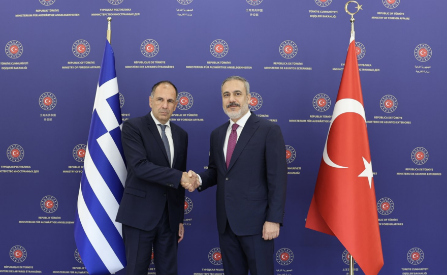 Σε εξέλιξη το τετ α τετ Γεραπετρίτη  - Φιντάν στην Άγκυρα - Τι συζητούν 