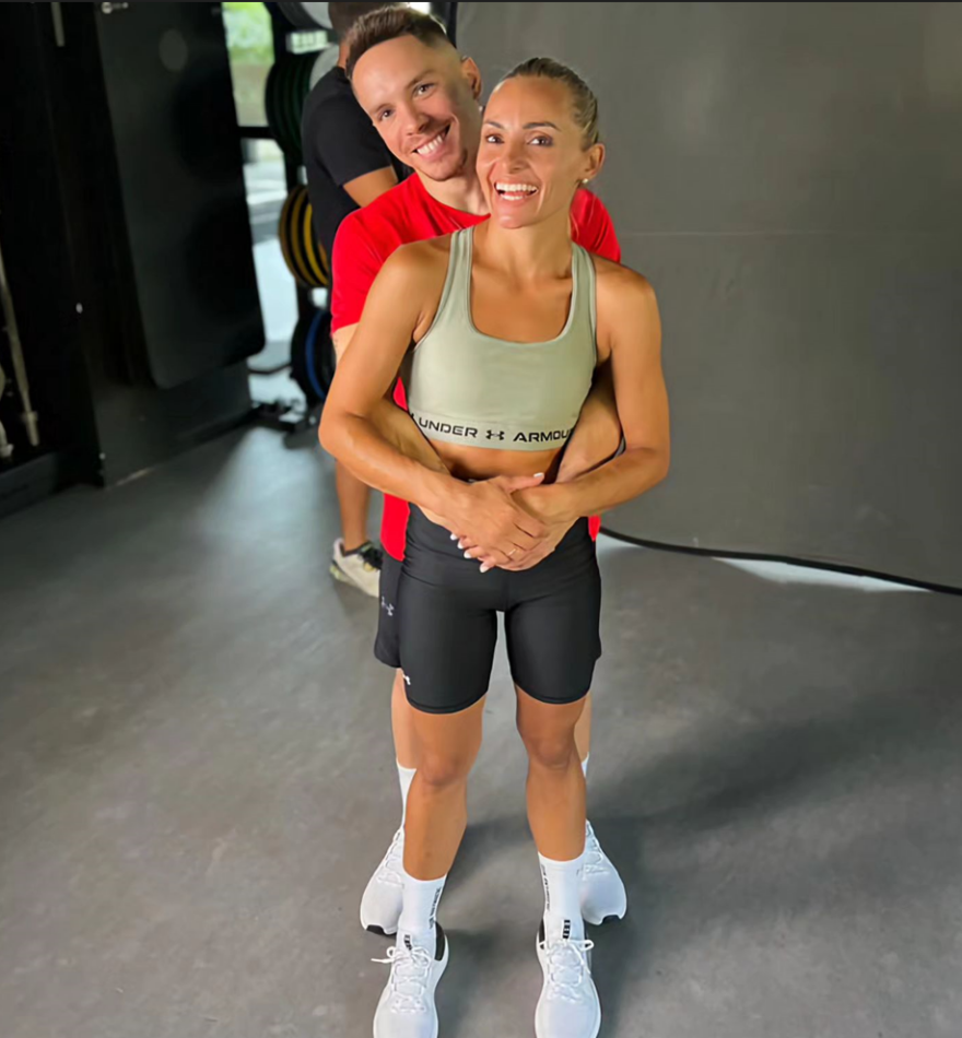 Λευτέρης Πετρούνιας: Αγκαλιά στο γυμναστήριο με τη Βασιλική Μιλλούση