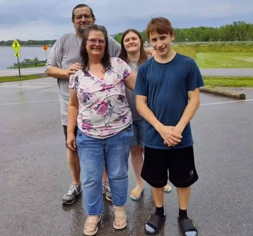 Νεαρός Ουκρανός σκότωσε το ζευγάρι Αμερικανών που τον υιοθέτησαν από ορφανοτροφείο στη χώρα του