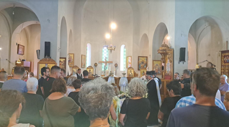 Blue Horizon: Το τελευταίο «αντίο» στον Αντώνη Καργιώτη στην Κρήτη - Κατέρρευσαν συγγενείς του