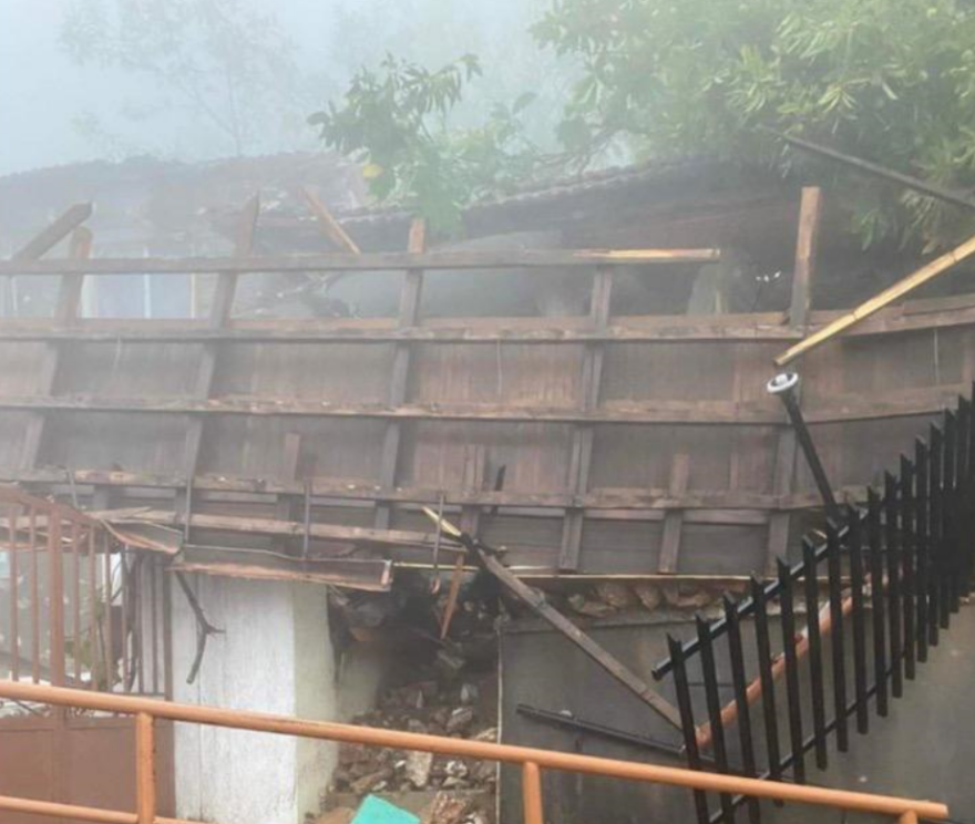 Κακοκαιρία Daniel: Μεγάλες καταστροφές στη Λίμνη Πλαστήρα - Ζημιές σε σπίτια, δρόμοι κόβονται στα δύο