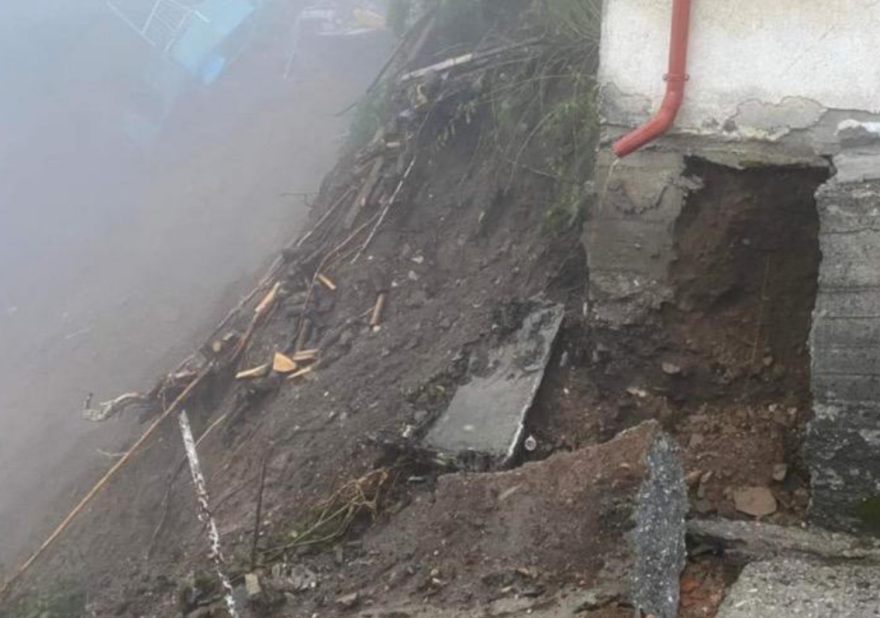 Κακοκαιρία Daniel: Μεγάλες καταστροφές στη Λίμνη Πλαστήρα - Ζημιές σε σπίτια, δρόμοι κόβονται στα δύο