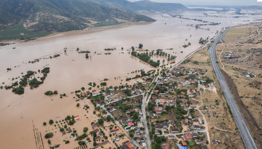 Μάχη για να αποσυμφορηθεί ο Πηνειός - Έξι νεκροί, έξι αγνοούμενοι 