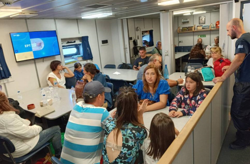 Κακοκαιρία Daniel: Απεγκλωβισμός δια θαλάσσης από την παραλία Χορευτό στο Πήλιο