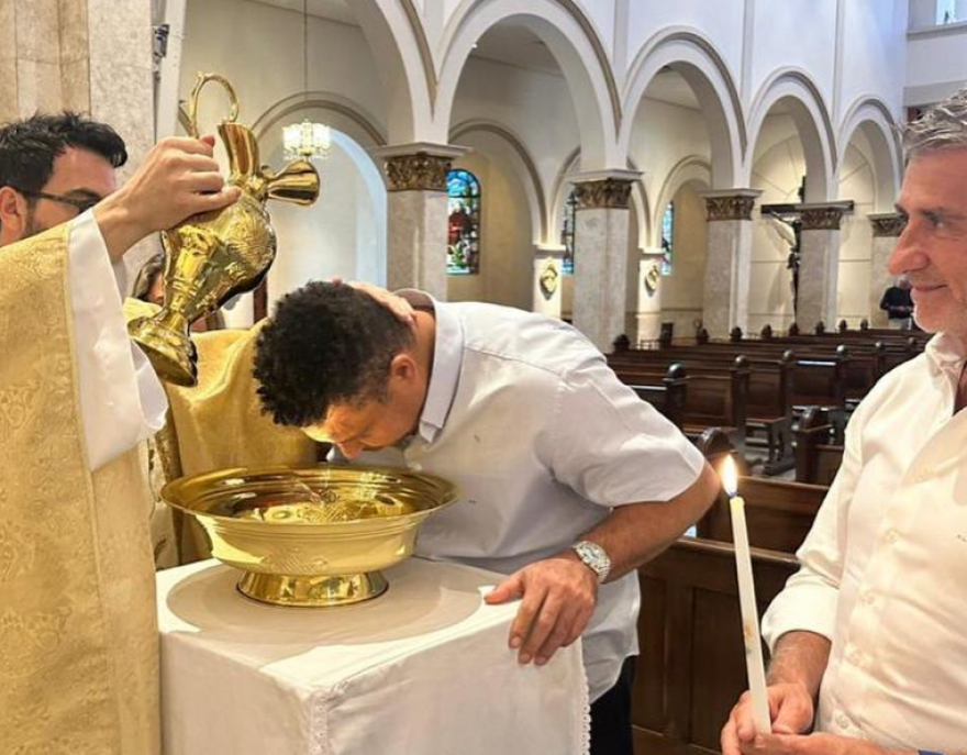 Ρονάλντο: Βαπτίστηκε Χριστιανός ο Βραζιλιάνος 