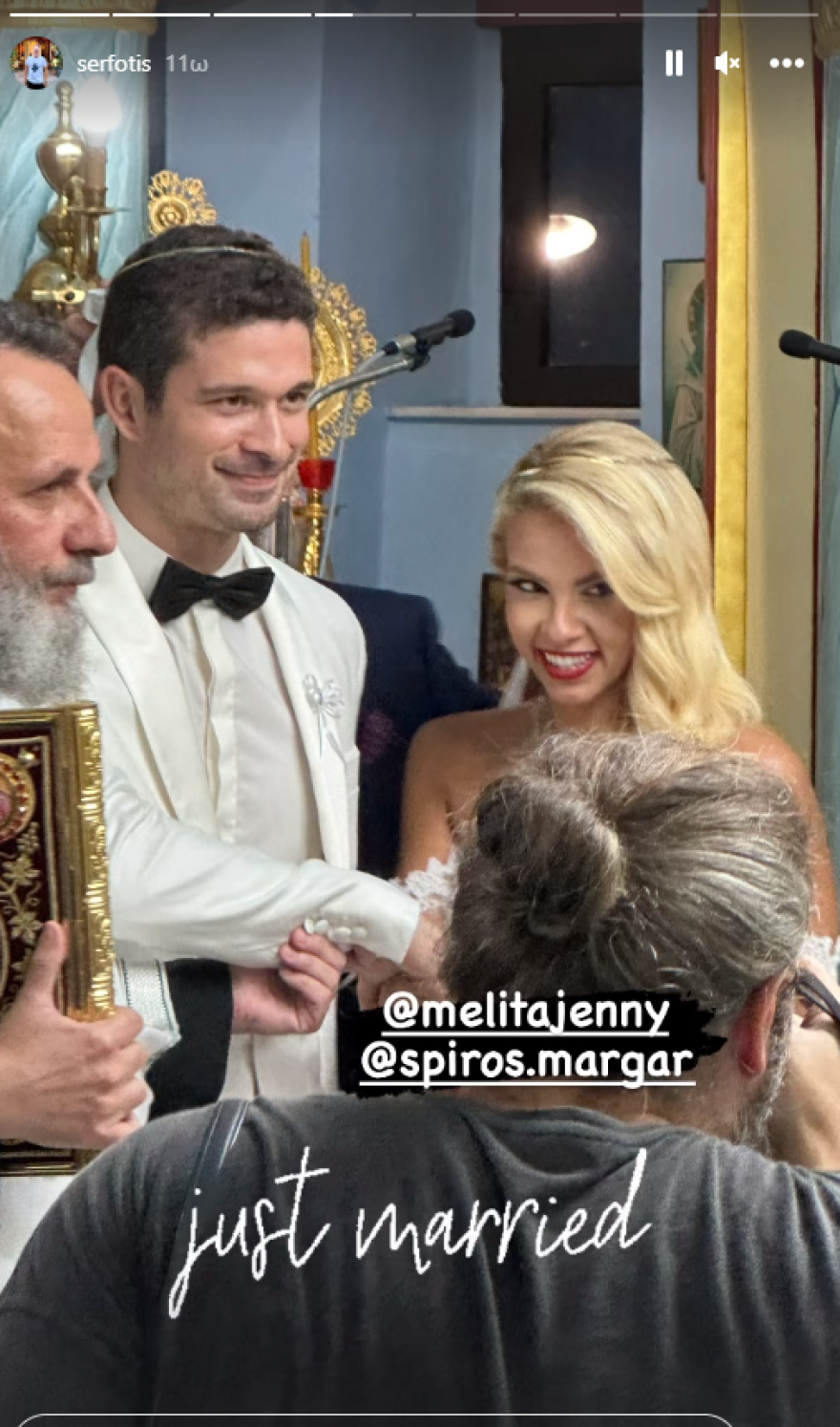 Τζένη Μελιτά: Με λευκό τούλι εμφανίστηκε στο πλατό μετά τον γάμο της -  Δείτε το βίντεο