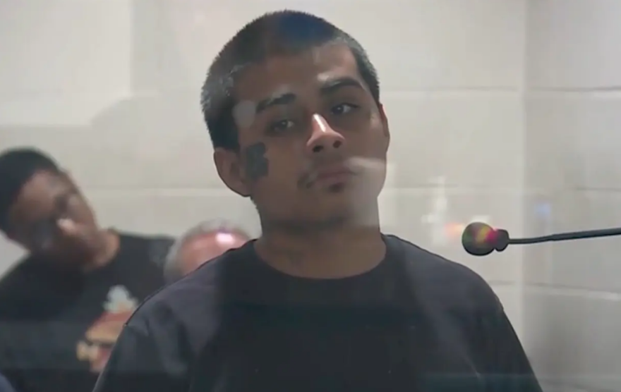 ΗΠΑ: Εξοργιστικό βίντεο δείχνει τη στιγμή που νεαροί χτυπούν επίτηδες με το αμάξι και σκοτώνουν ποδηλάτη