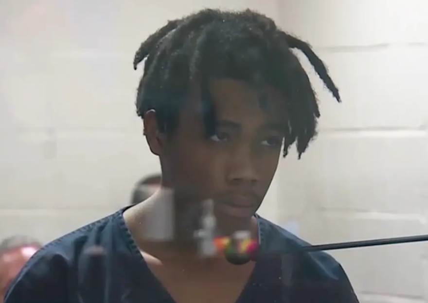 ΗΠΑ: Εξοργιστικό βίντεο δείχνει τη στιγμή που νεαροί χτυπούν επίτηδες με το αμάξι και σκοτώνουν ποδηλάτη