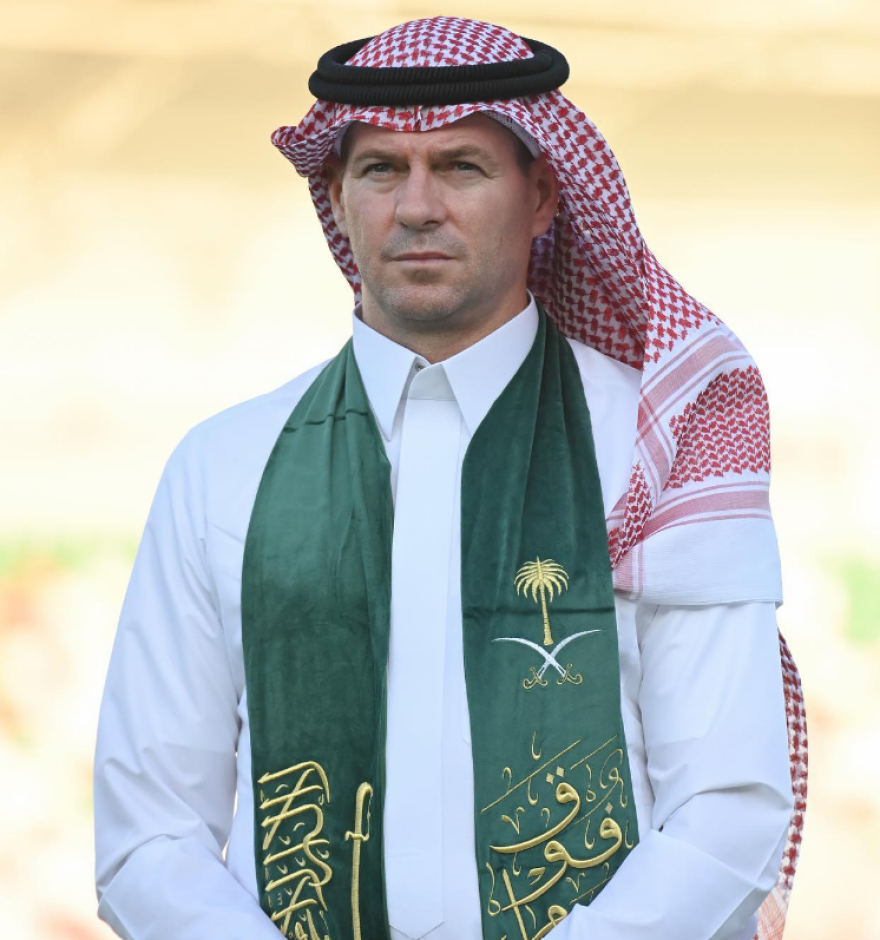 Στίβεν Τζέραρντ: Ο θρύλος της Λίβερπουλ ντύθηκε... σεΐχης - Δείτε φωτογραφίες 