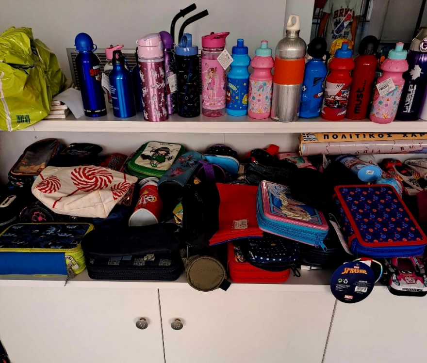 Κόρινθος: Παιδιά και εκπαιδευτικοί συγκέντρωσαν σχολικά είδη για δημοτικό σχολείο στη Λάρισα