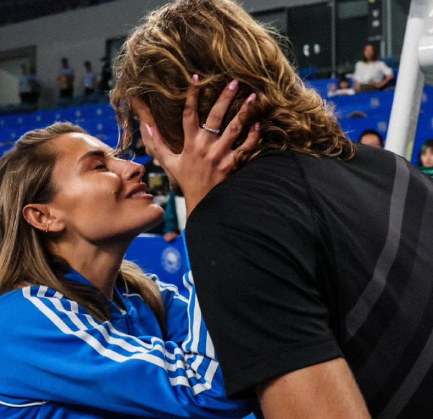 Σοφία Τομάλα: «Κολλημένη» με τον Ζβέρεφ η φανατική θαυμάστρια της Μέρκελ - Φωτογραφίες