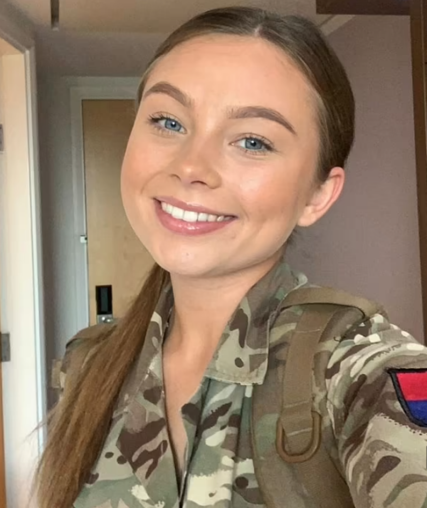 Πώς έφτασε η Βρετανίδα στρατιώτης στην αυτοκτονία: Η σεξουαλική επίθεση και ο παντρεμένος υπαξιωματικός