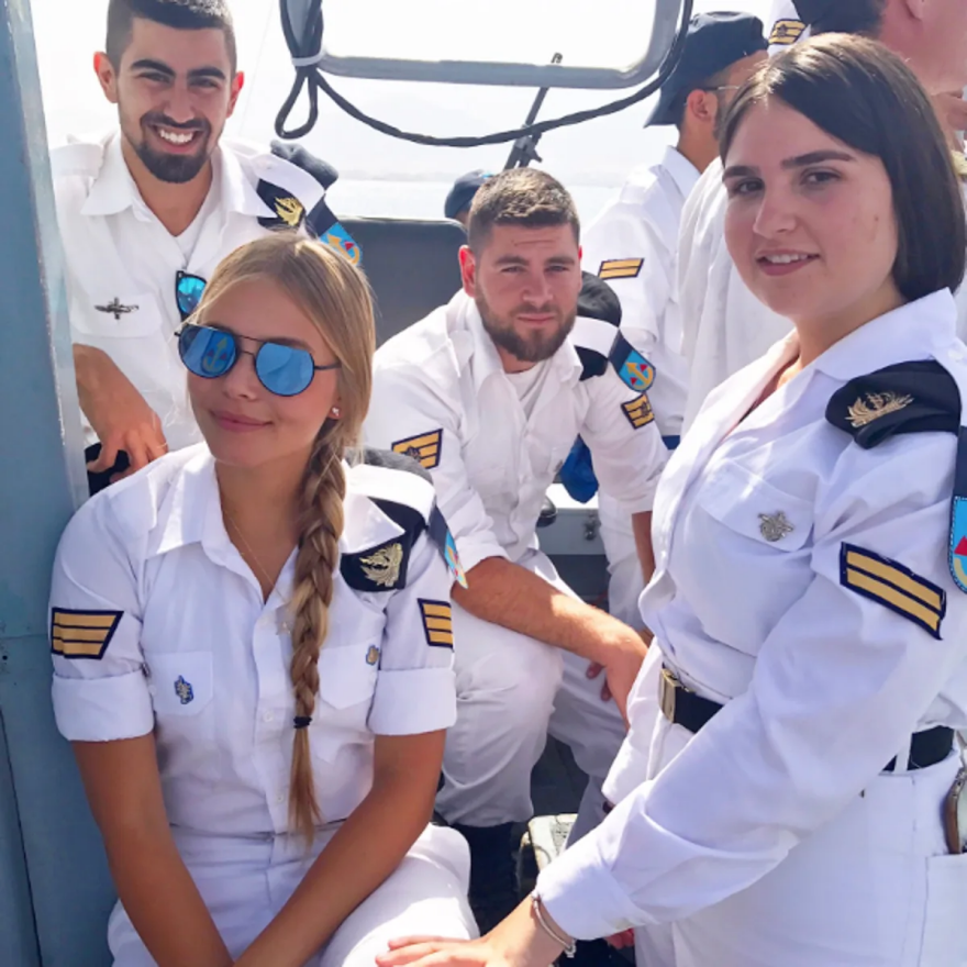 Ξεσπά κατά των οπαδών της Χαμάς η σύζυγος του Κουρτουά και πρώην  υπαξιωματικός του Ισραήλ: «Στηρίζουν την απανθρωπιά»