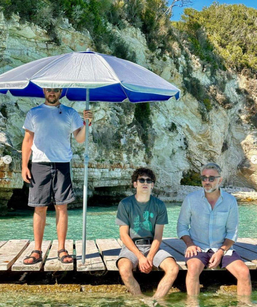 Maestro: Στους Αντίπαξους το καστ - Οι φωτογραφίες από τα γυρίσματα