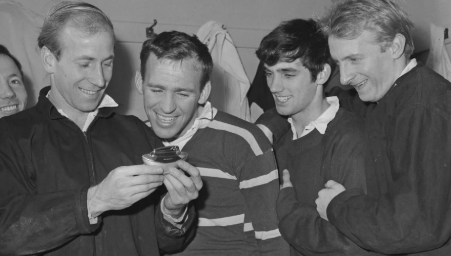 Θρήνος στο αγγλικό ποδόσφαιρο - Πέθανε ο Σερ Μπόμπι Τσάρλτον